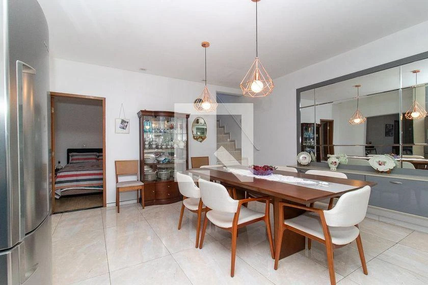 4-bedroom house with a home office in Curitiba — photo 2