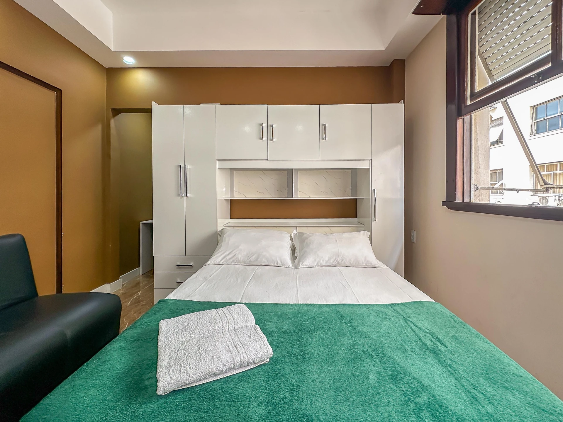 Home office in a one-bedroom apartment, 37 m² — photo 6