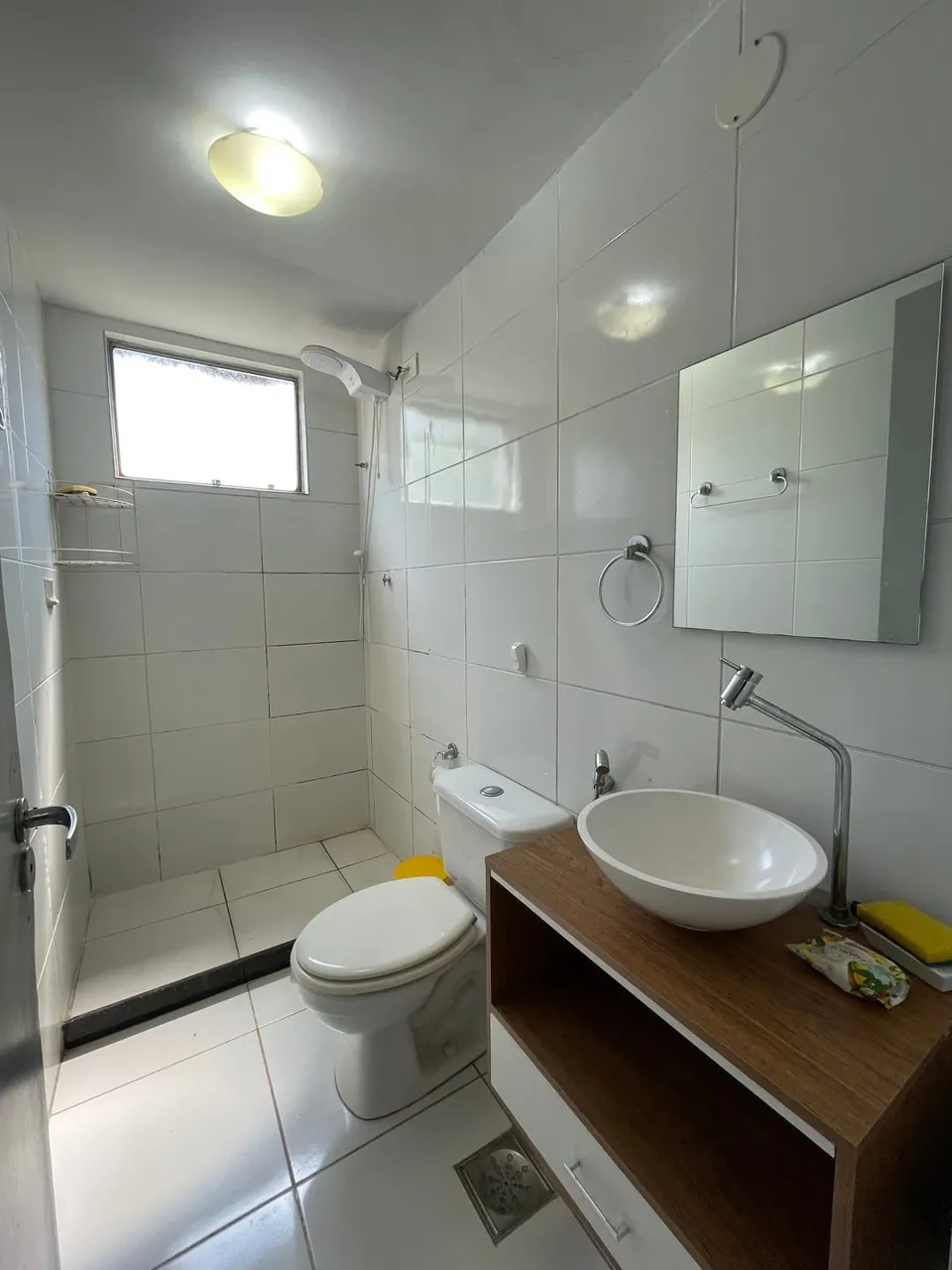 1-bedroom apartment with a gas stove and 1 bathroom — photo 4