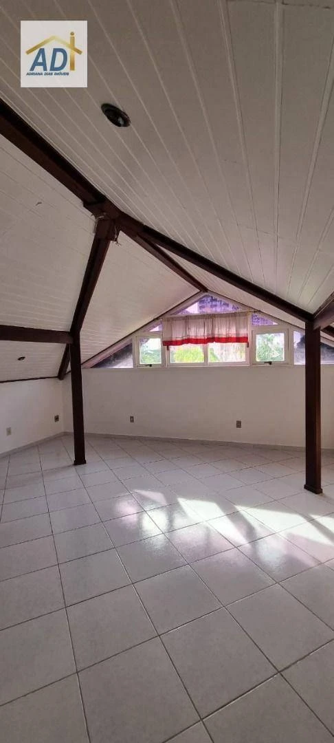 4-bedroom house, 1 with its own bathroom, 220 m² — photo 3