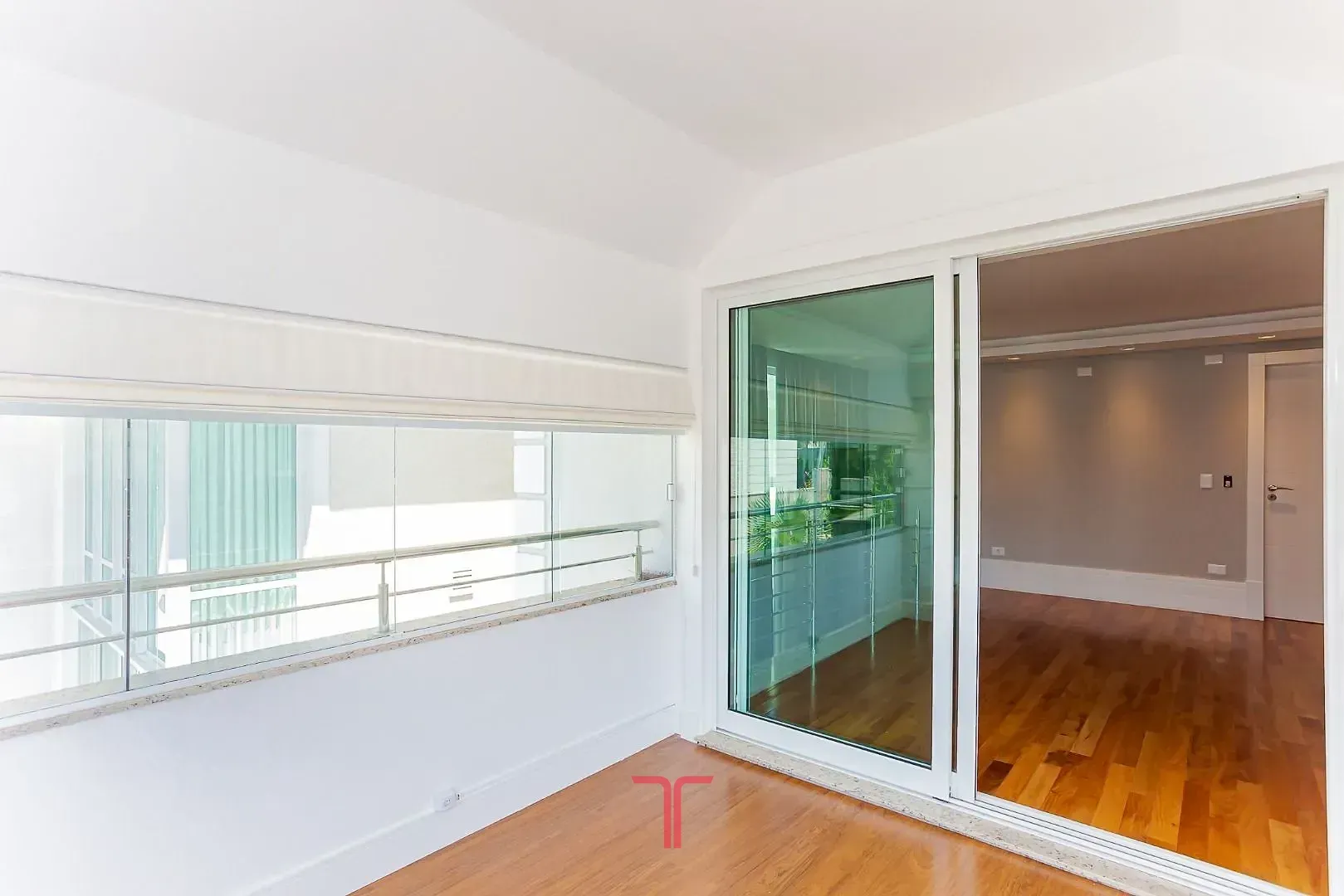 Дом 550 м² с 5 спальнями и приватным садом — photo 23