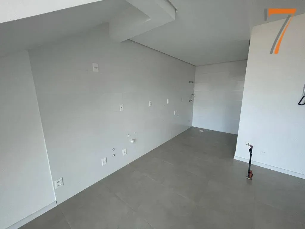 Furnished studio in a building with a coworking space — photo 19