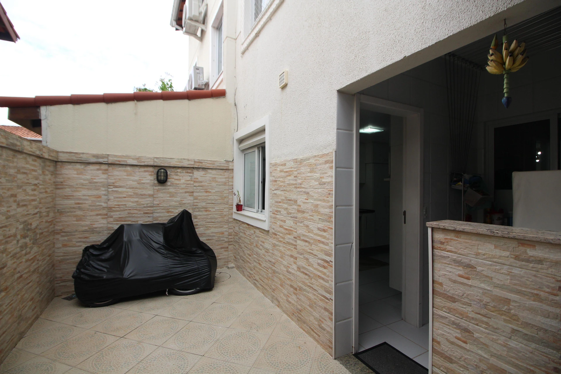 Furnished house with 3 bedrooms and balcony grill — photo 24