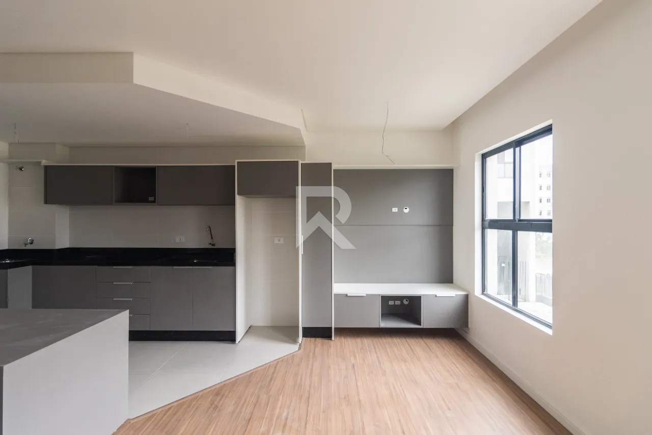 28 m² studio with private garden and 1 parking space
