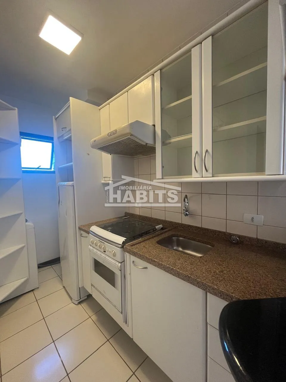 Furnished 1-bedroom apartment with 65 m² — photo 4