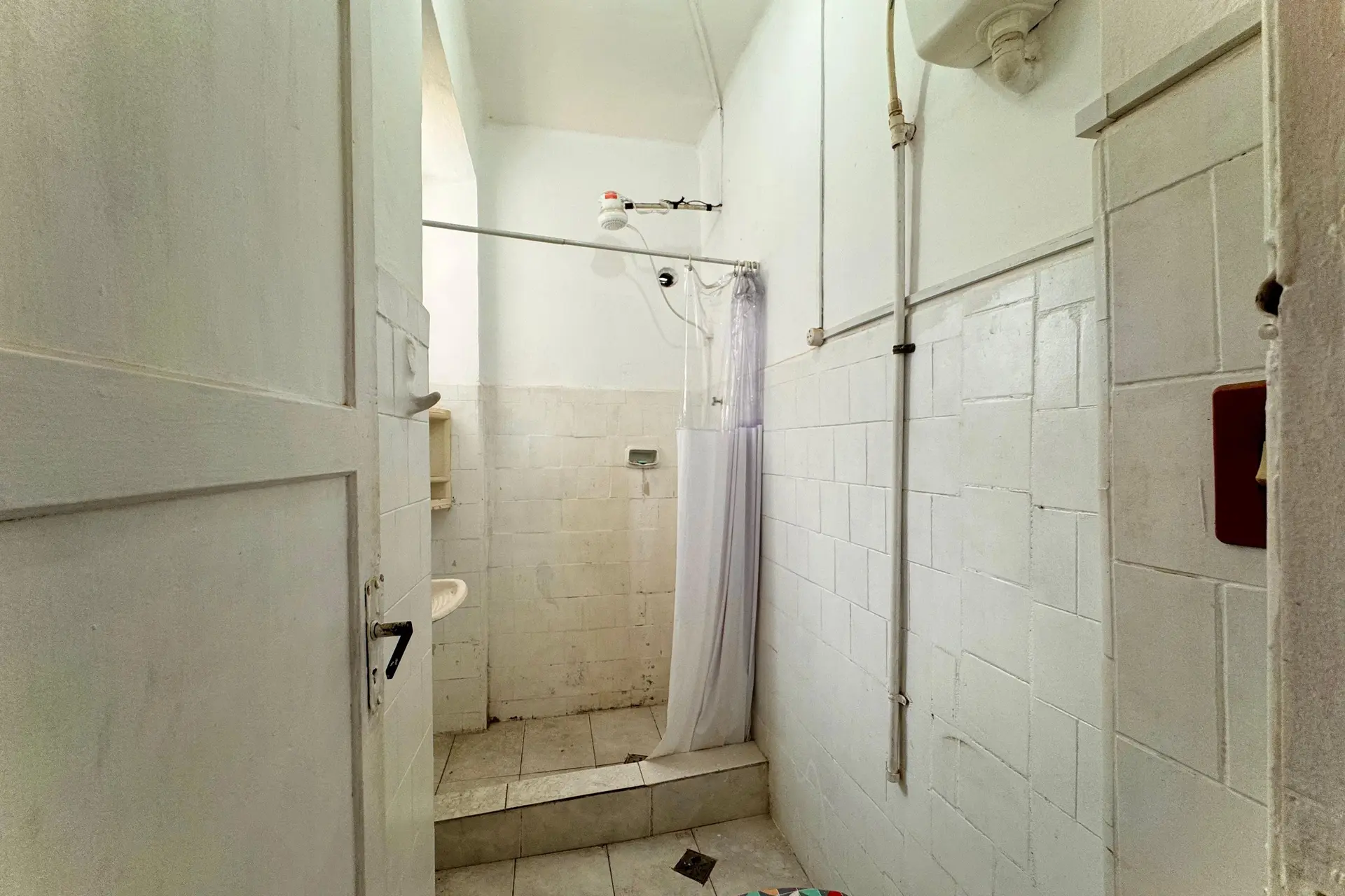 Apartamento de 1 quarto e 1 banheiro com fogão a gás — photo 6