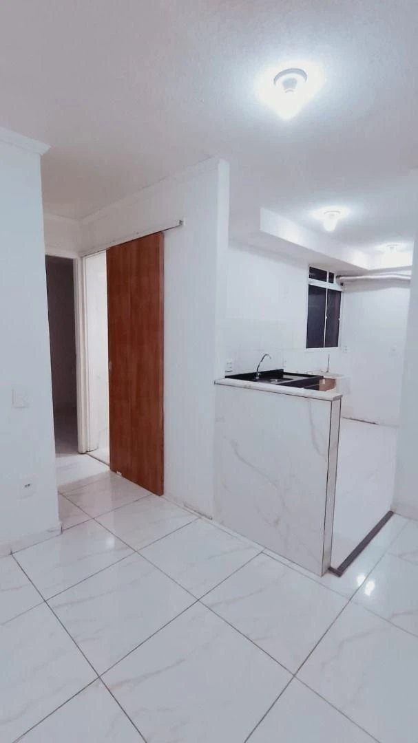 Apartment with 2 bedrooms and a glass shower enclosure