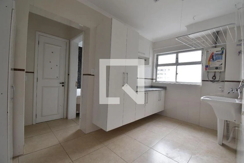 Ванна та 4 спальні: квартира 284 м² — photo 49