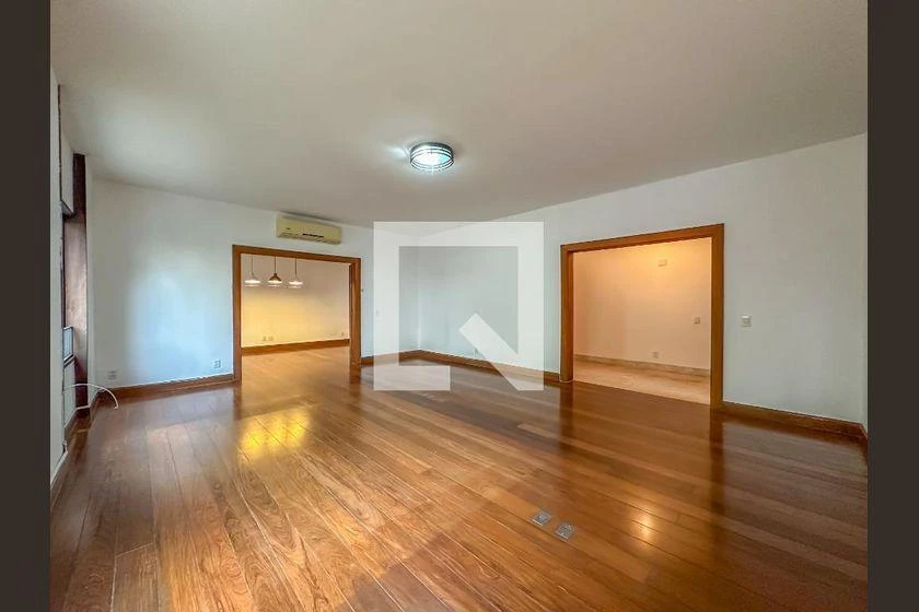 Apartment, 275 m², with a walk-in closet — photo 15