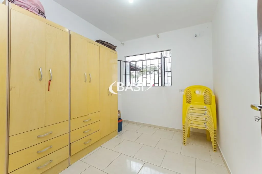 3-bedroom house with a washing machine in Curitiba — photo 14