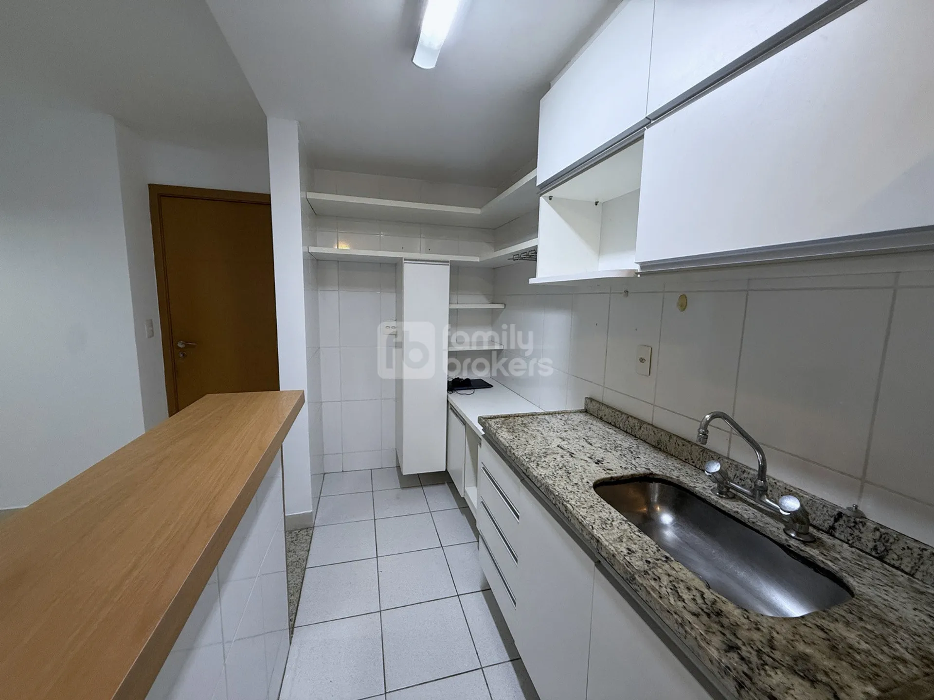 2-bedroom apartment in a building with a sauna — photo 8