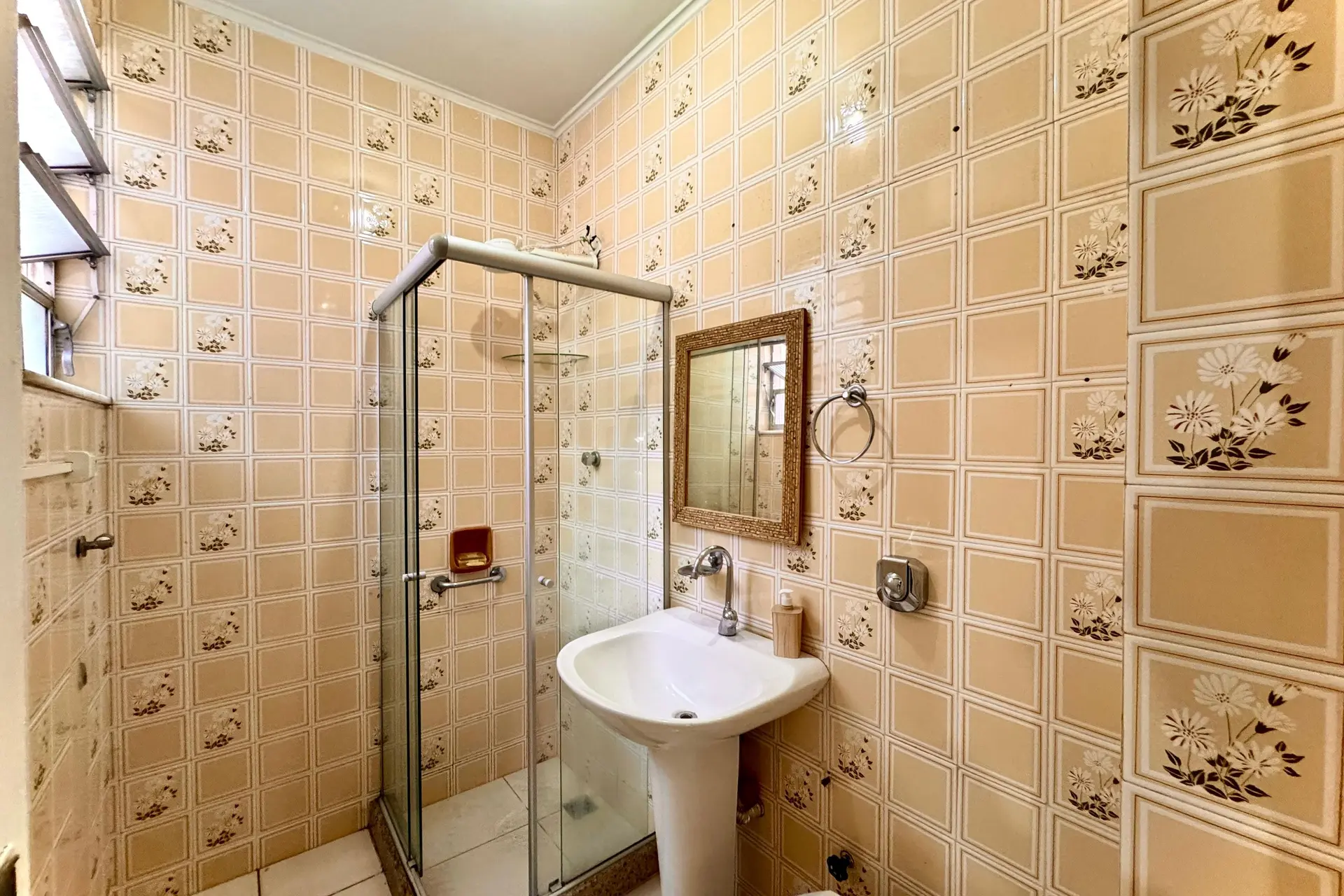 One-bedroom, 48 m² apartment in Rio de Janeiro — photo 9