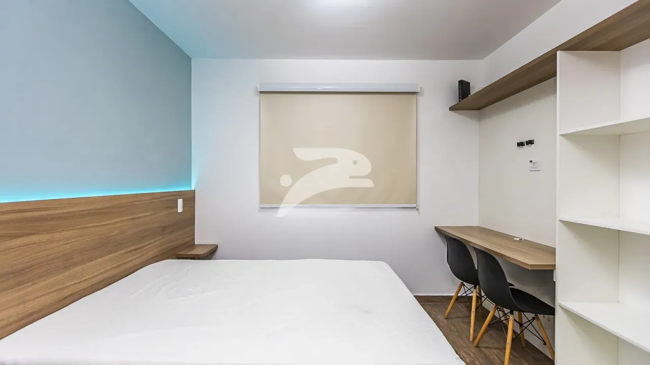 Furnished 1-bedroom apartment with kitchenette — photo 11