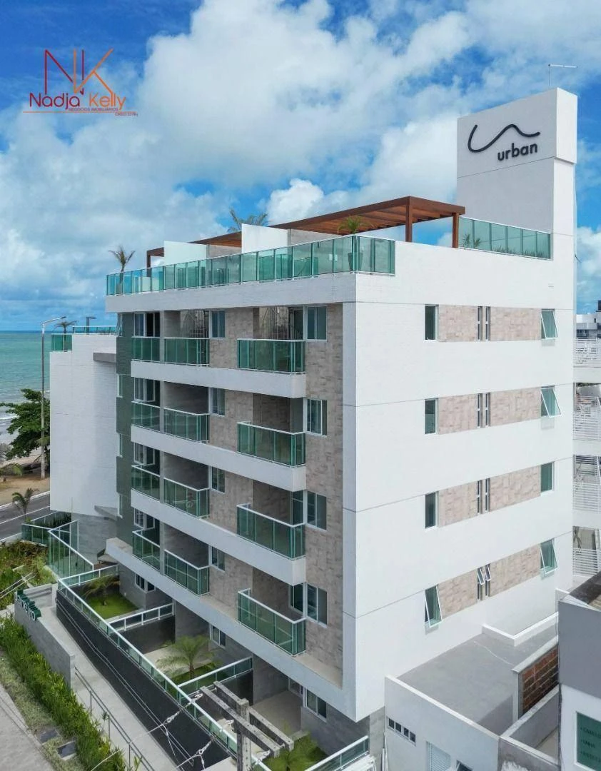 Apartment, 62 m², with a glass-enclosed balcony — photo 3