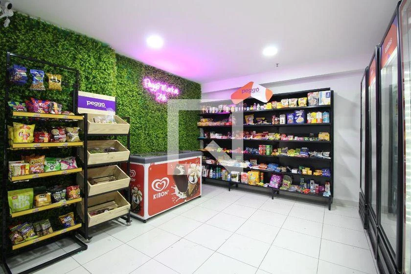 2-bedroom apartment in a building with a gym — photo 41