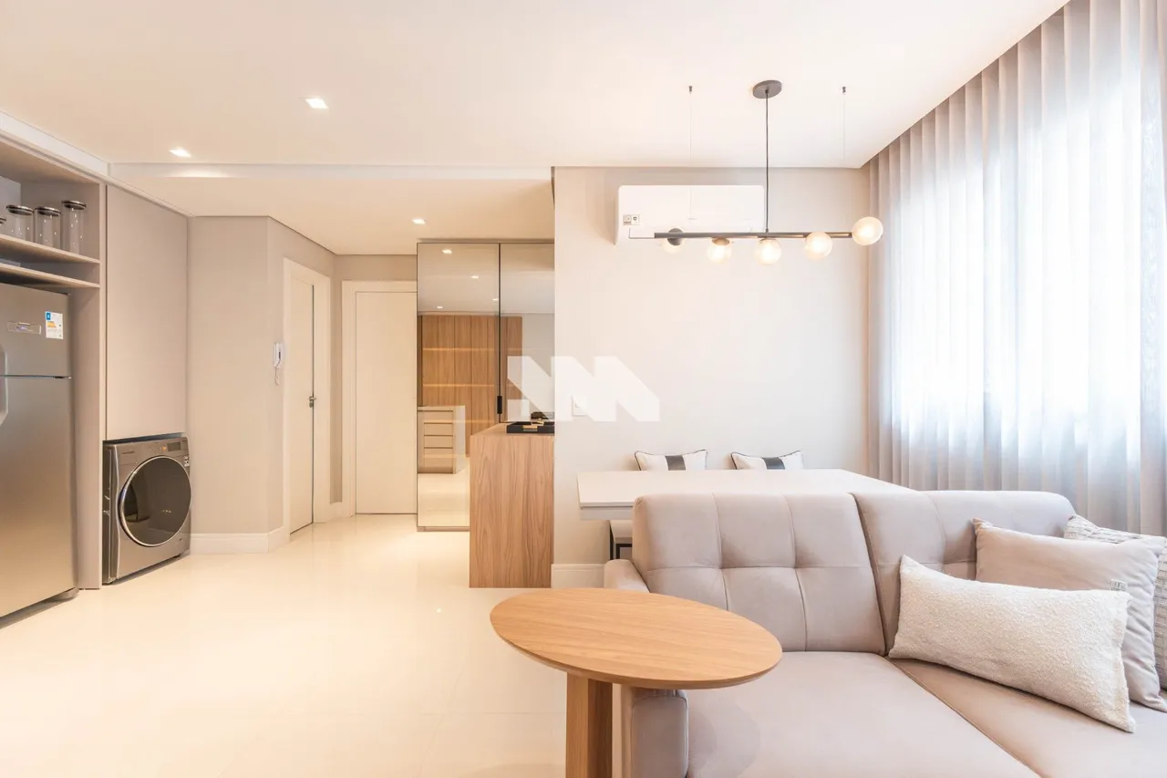 Furnished 1-bedroom apartment with 2 bathrooms — photo 2