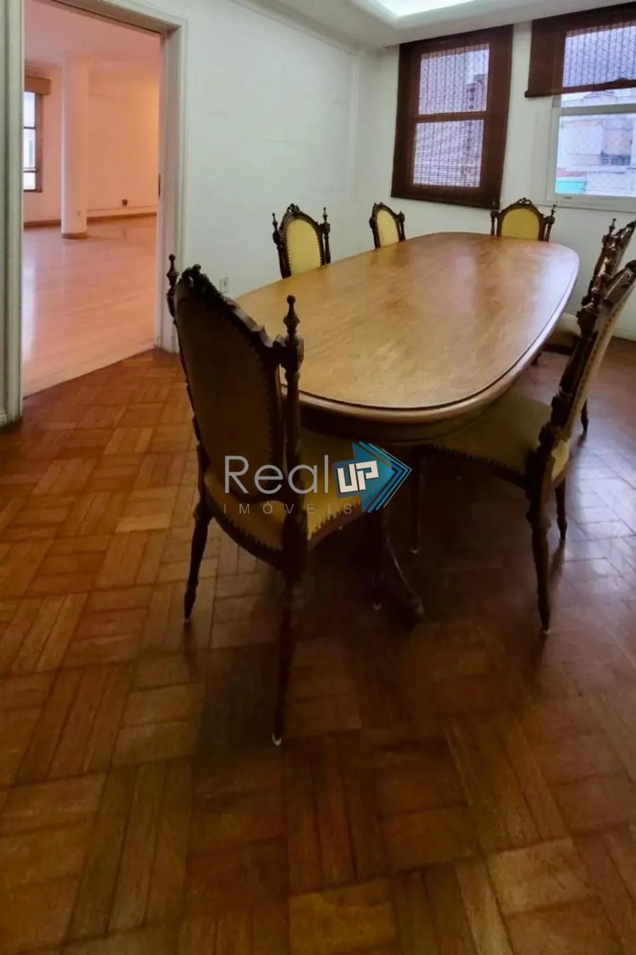 Apartamento para locação com 5 dormitórios e janelas do chão ao teto — photo 8