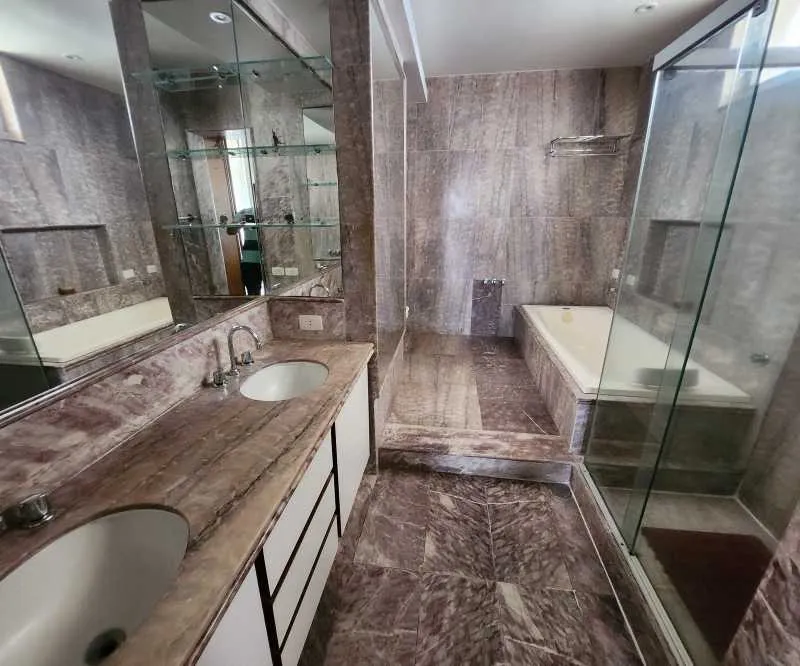 Apartment, 270 m², with a water view — photo 20