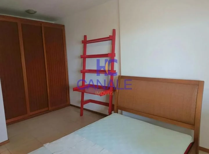 One-bedroom apartment in a building with a coworking space — photo 3