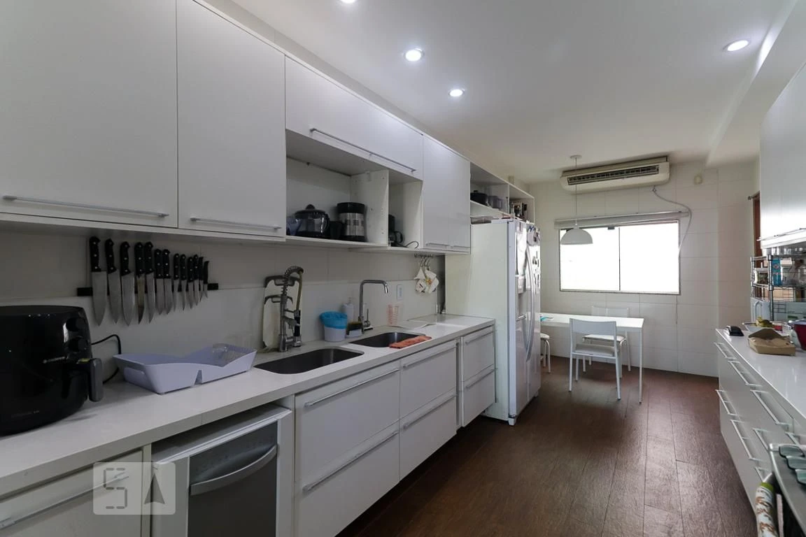 Apartamento mobiliado com 5 quartos e cozinha a gás — photo 18