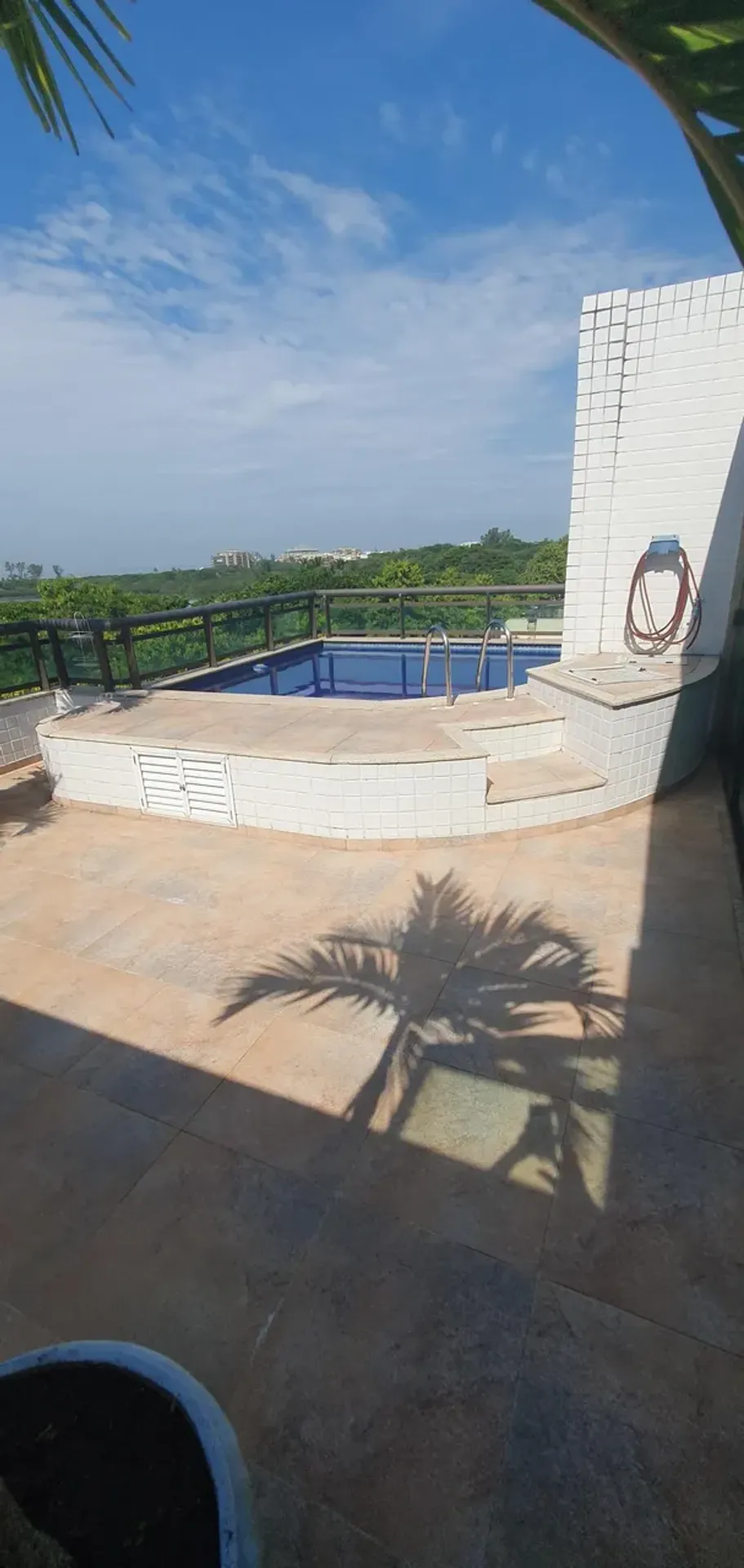 Duplex penthouse with 381 m² and a built-in grill balcony — photo 2