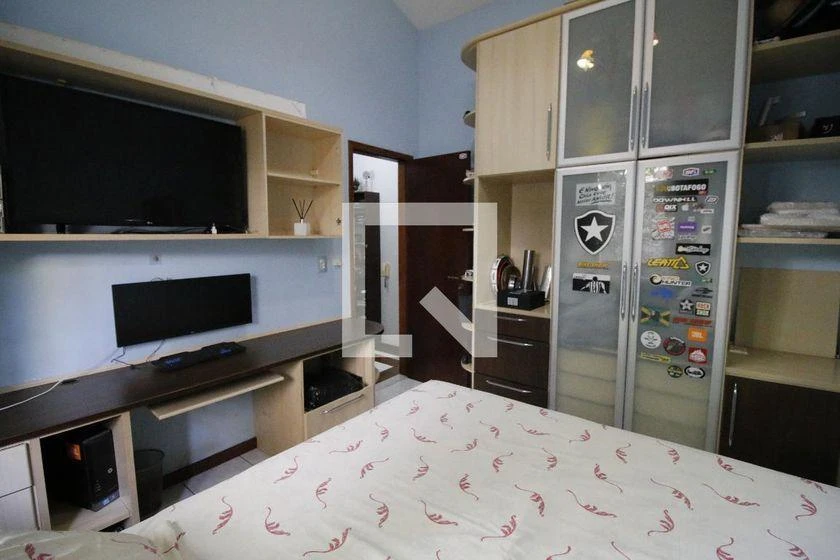 Casa de 700 m² con bañera y vestidor — photo 23