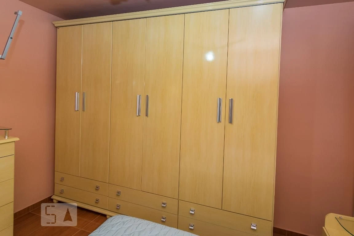 Furnished 2-bedroom apartment with built-in wardrobes — photo 19