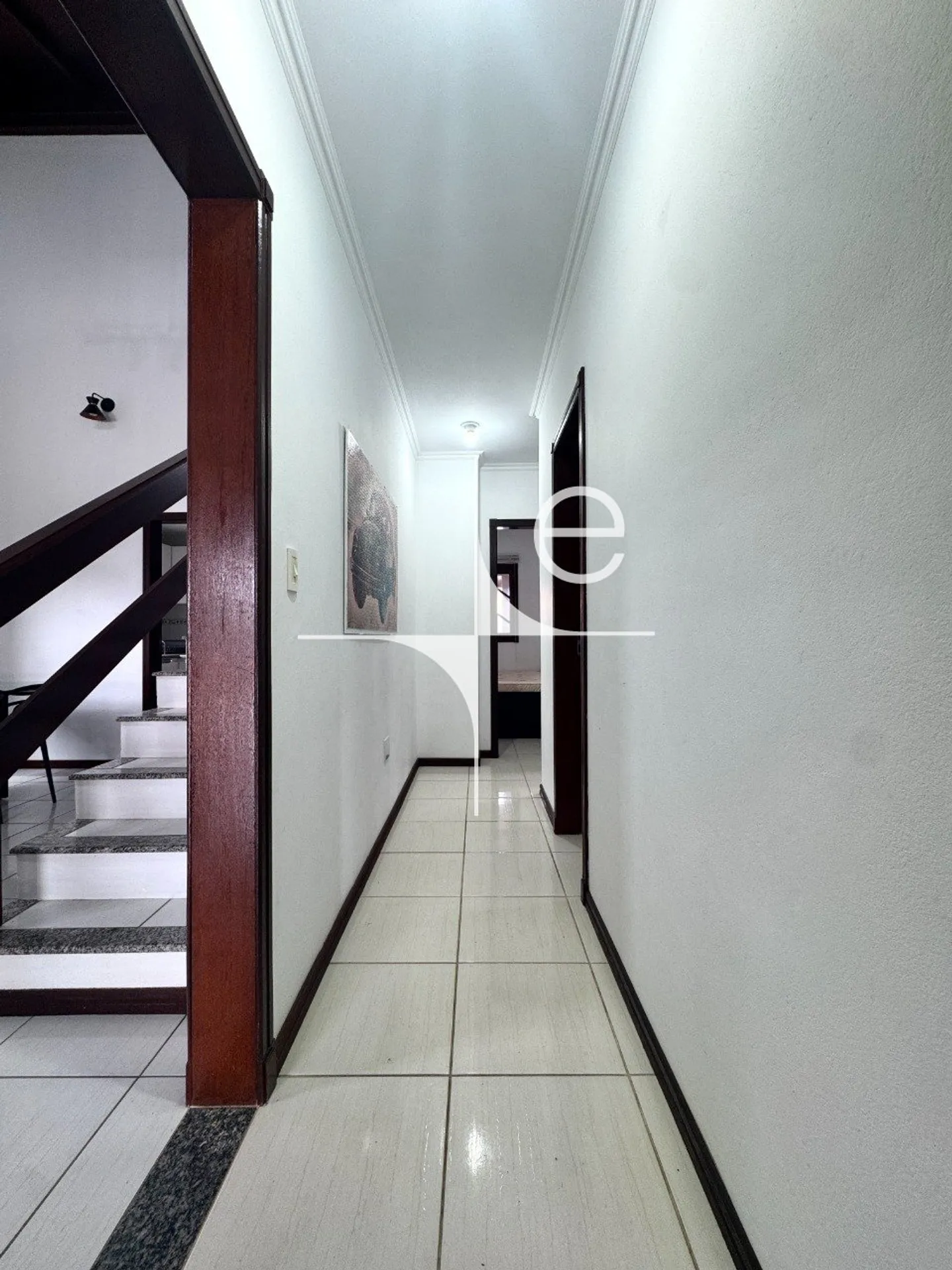 3-bedroom house with a grill on the balcony — photo 36