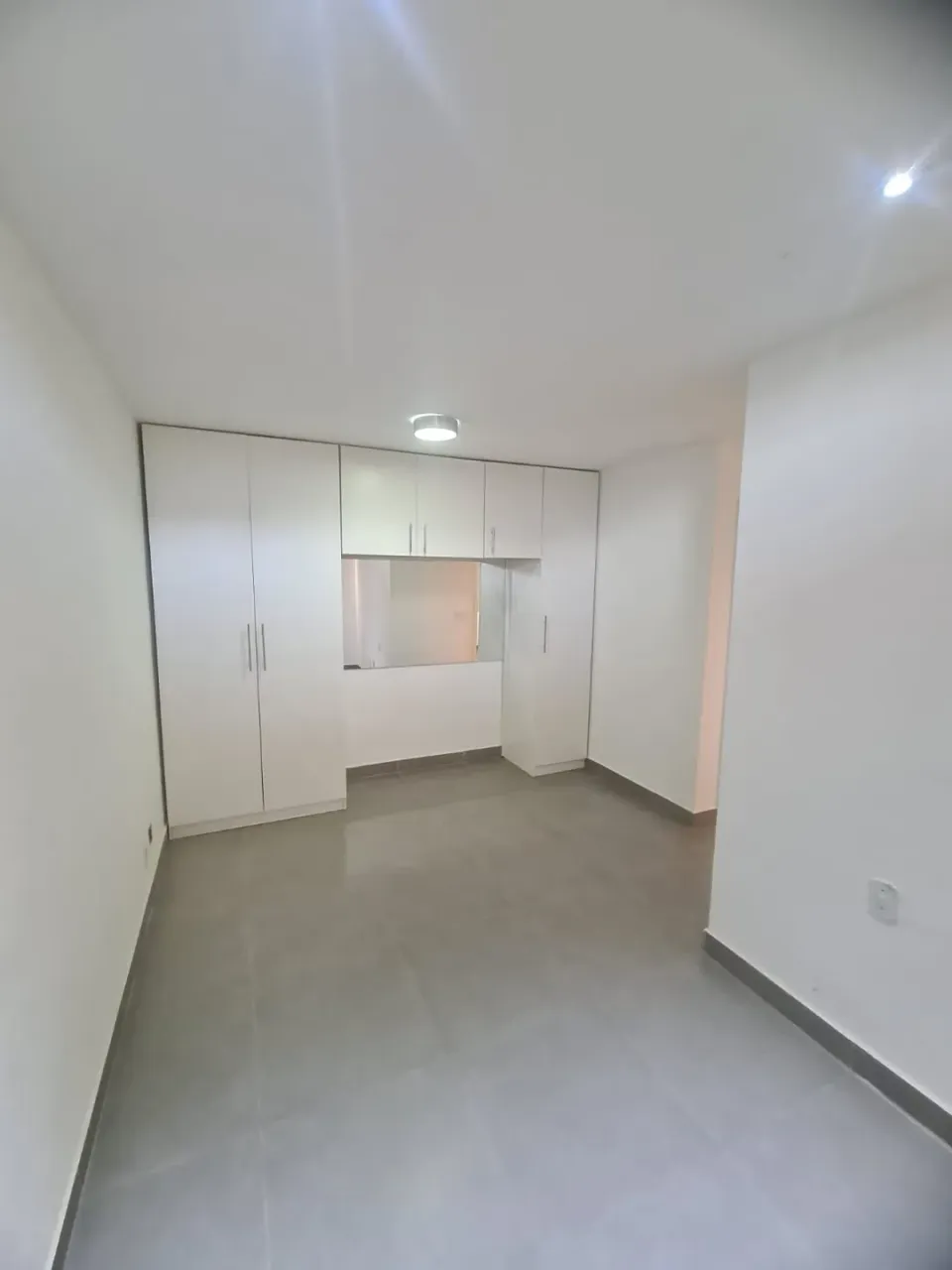 Apartment with 2 bedrooms, 2 bathrooms and a balcony — photo 10