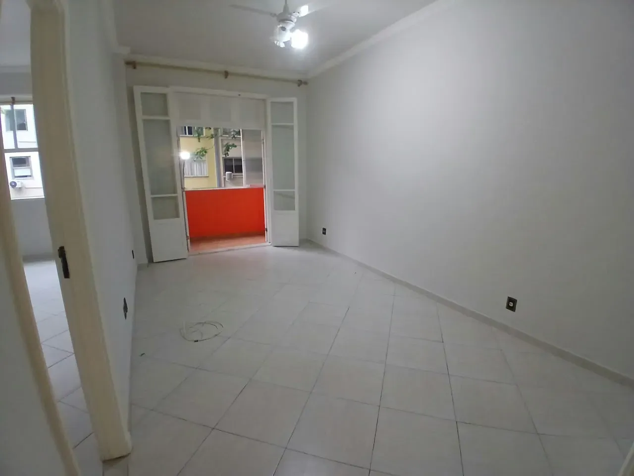 Квартира: 1 спальня, 54 м²