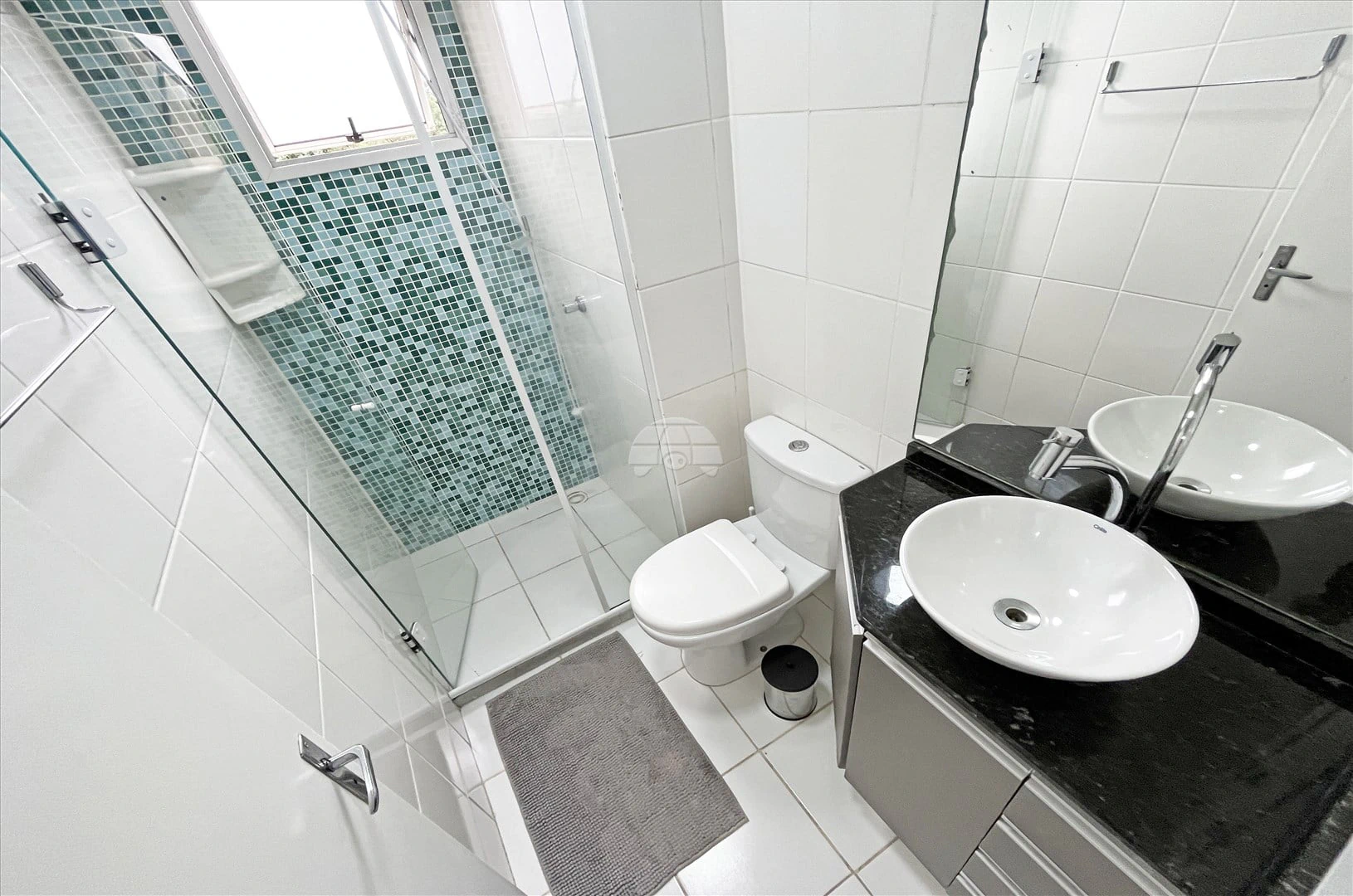 Стиральная машина и 2 спальни: квартира 48 м² — photo 23