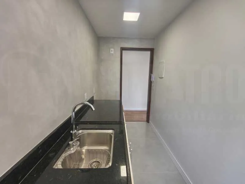 3-bedroom apartment with a mountain view — photo 8