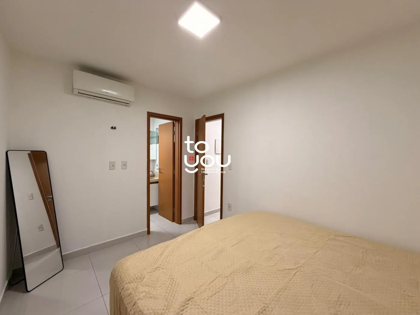 Квартира: 2 спальні, 1 з власною ванною кімнатою, 62 м² — photo 4