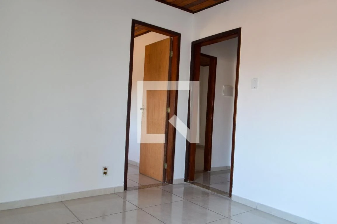 Condominium house with 2 bedrooms and a glass shower — photo 29