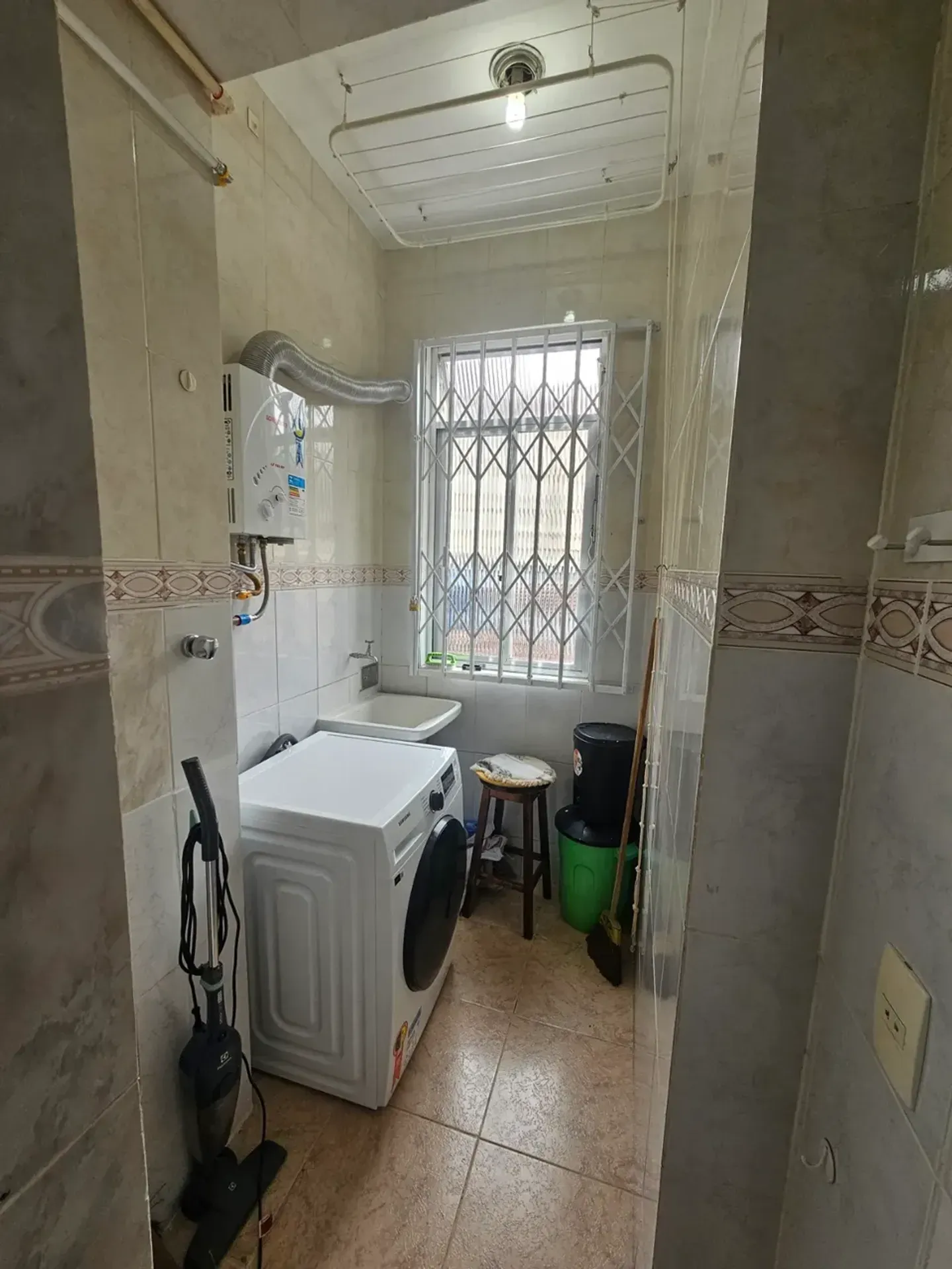 Furnished 2-bedroom apartment with balcony and 74 m² — photo 20