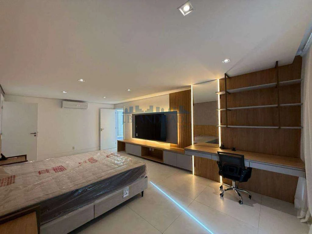 Furnished house with 4 en-suite bedrooms and 993 m² — photo 15