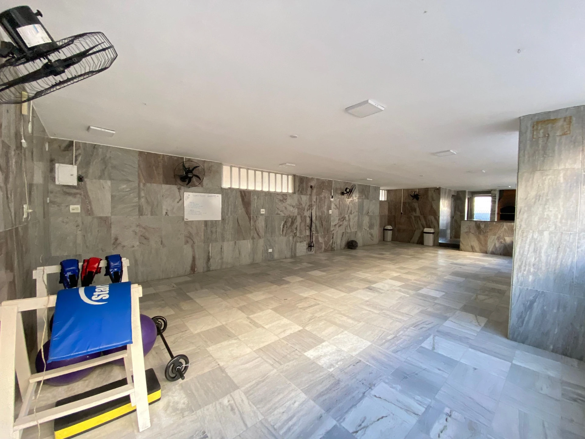 Furnished apartment with 3 bedrooms and 1 parking spot — photo 43