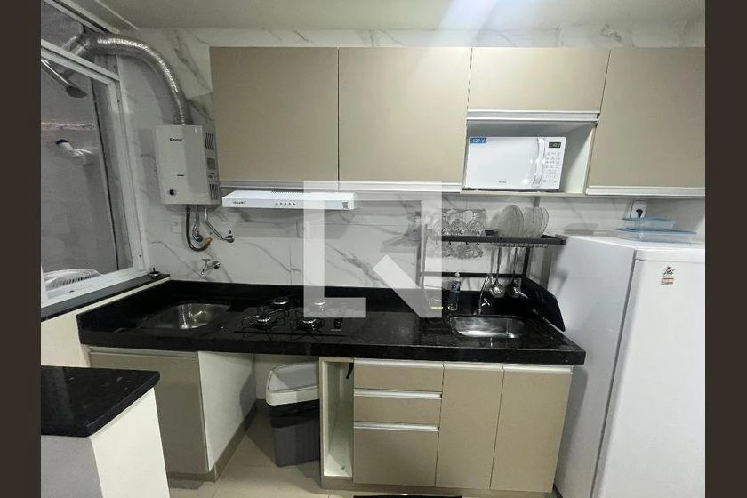 Furnished 2-bedroom apartment with open kitchen