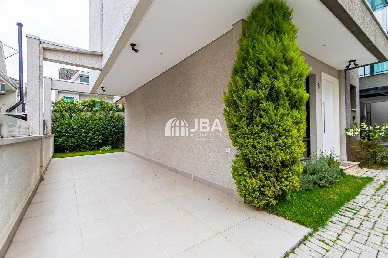 Floor-to-ceiling windows in a 2-bedroom house, 143 m² — photo 19