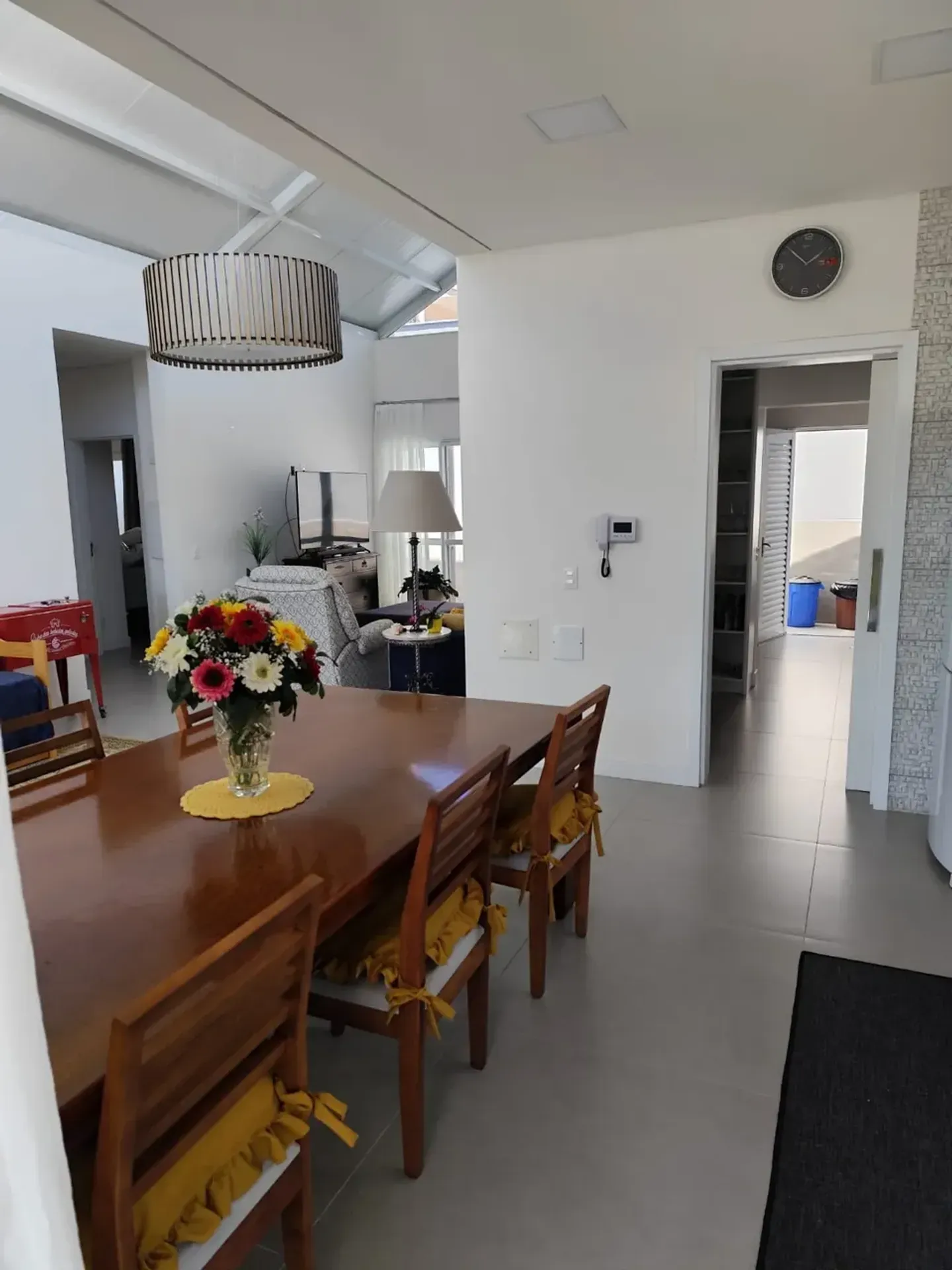 Casa com 2 suítes e 450 m², 3 vagas de garagem — photo 5