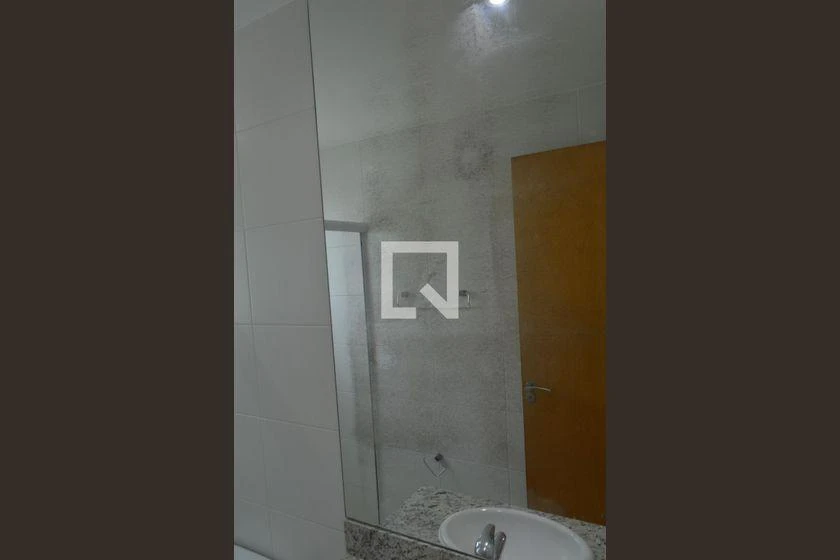 188 m² house with 4 en-suite bedrooms and 3 parking spots — photo 38