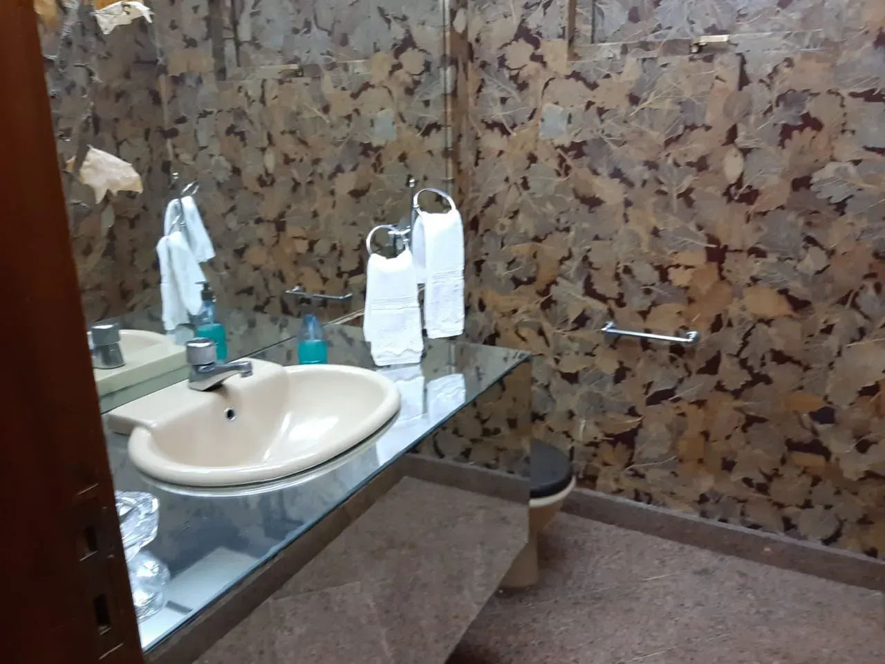 Casa mobiliada de 930 m² com 4 suítes e 8 banheiros — photo 35