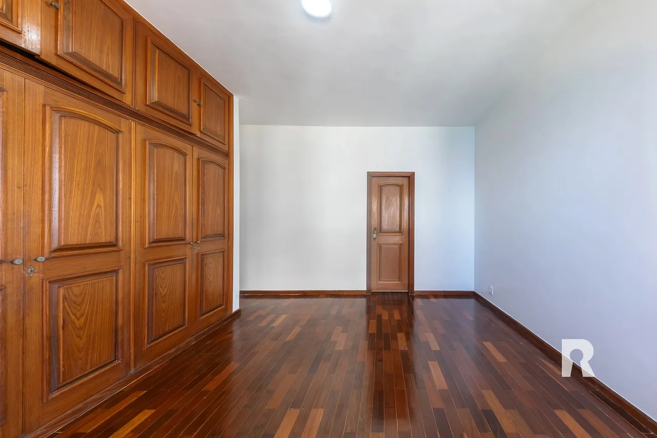 Unfurnished apartment with 4 bedrooms and 4 bathrooms — photo 8