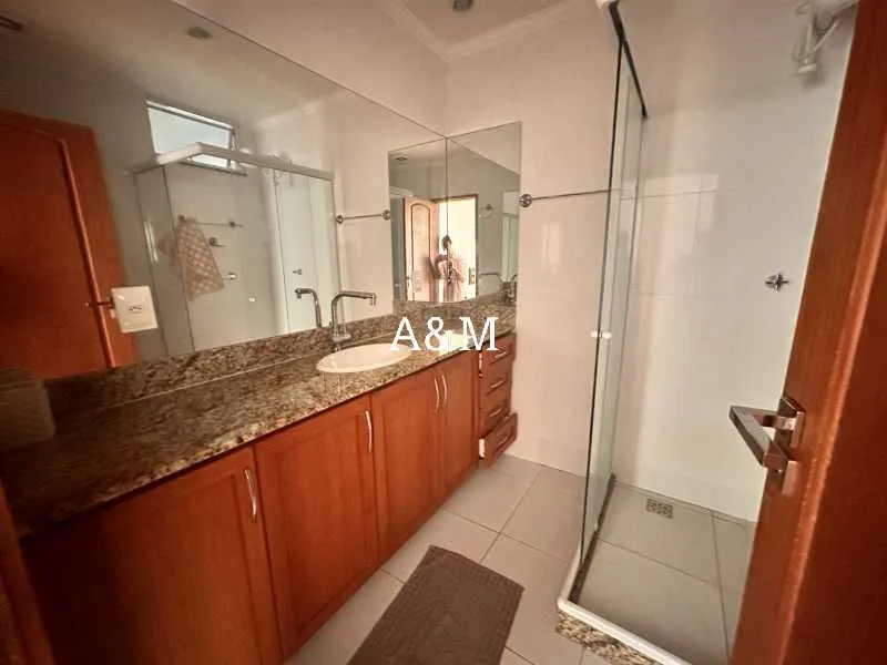 Apartamento mobiliado com 4 quartos e 5 banheiros — photo 9