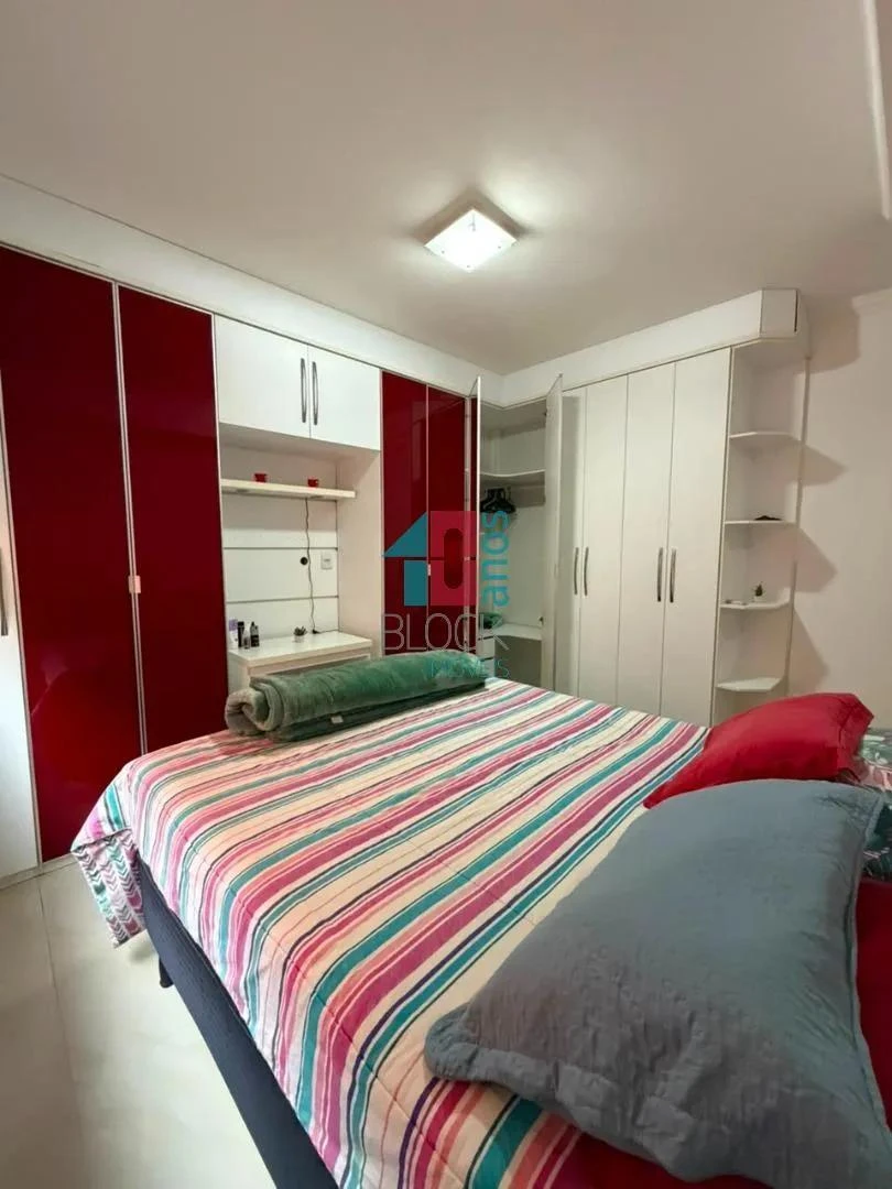 House with shared outdoor pool, 2 bedrooms and 400 m² — photo 8