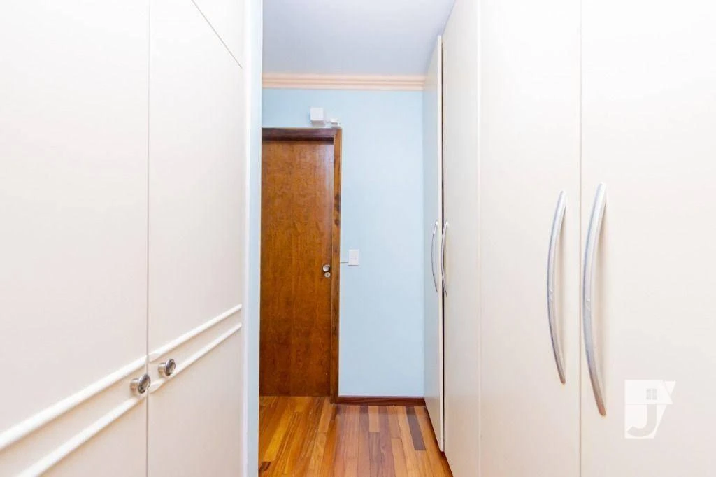 Ванна та 4 спальні: будинок 258 м² — photo 23