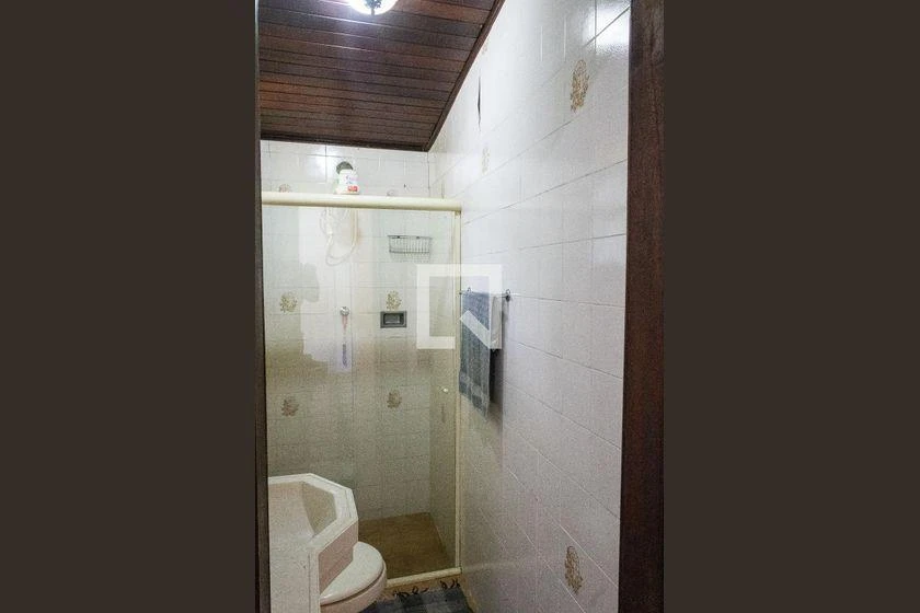 Casa com 5 quartos, jardim privativo e 4 vagas — photo 86