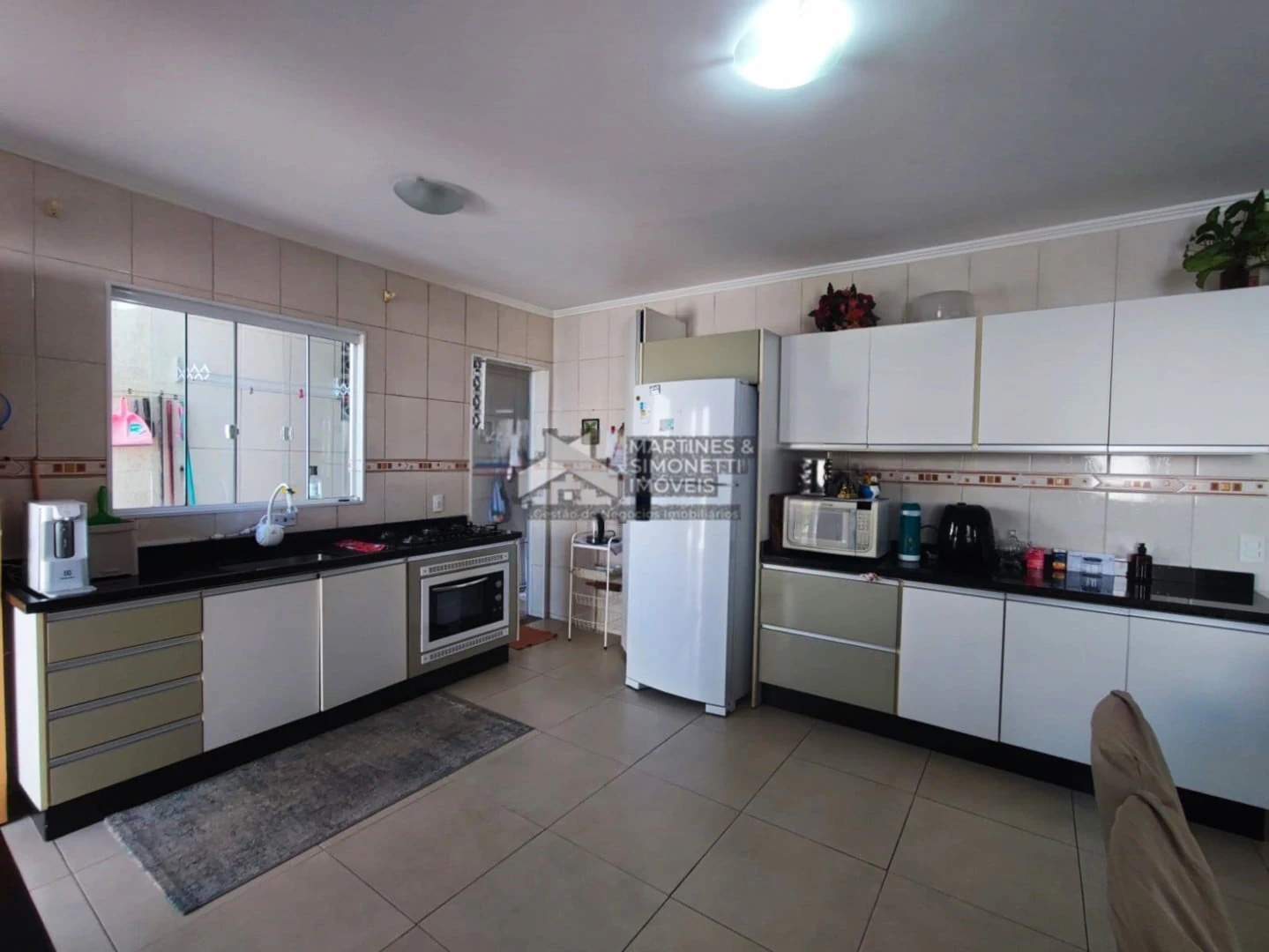 Ground-floor house with 3 bedrooms and open kitchen — photo 4
