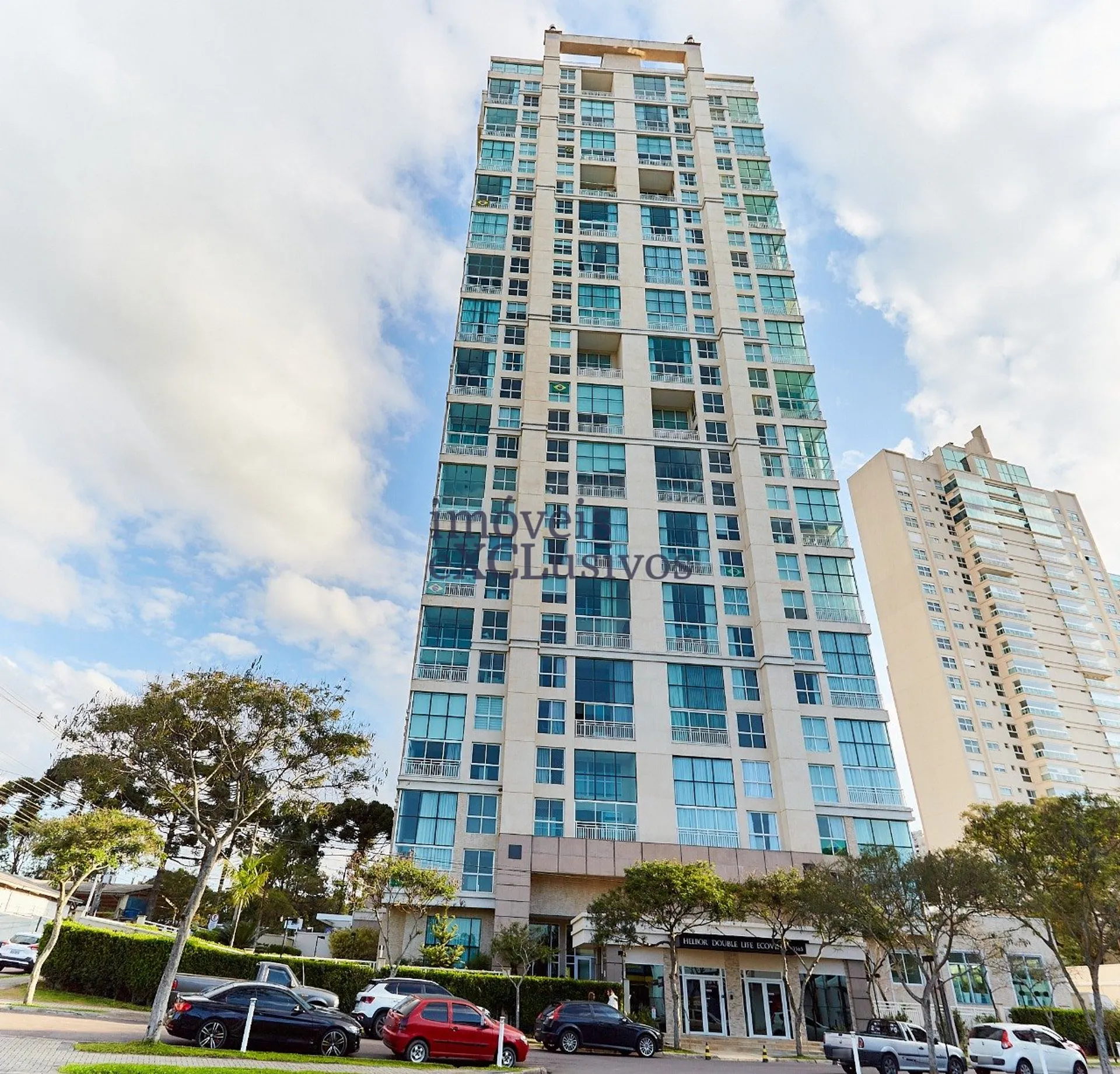 Apartment on the 19th floor with a dishwasher — photo 4