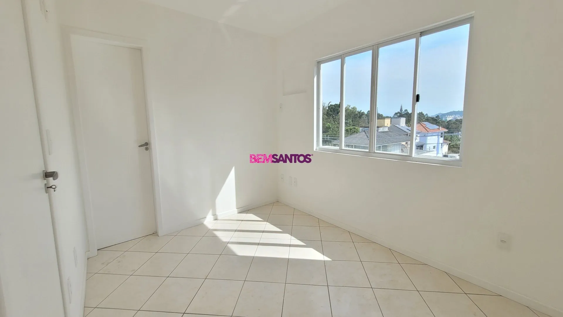 Apartamento de 3 dormitórios (1 suíte) com sacada — photo 26